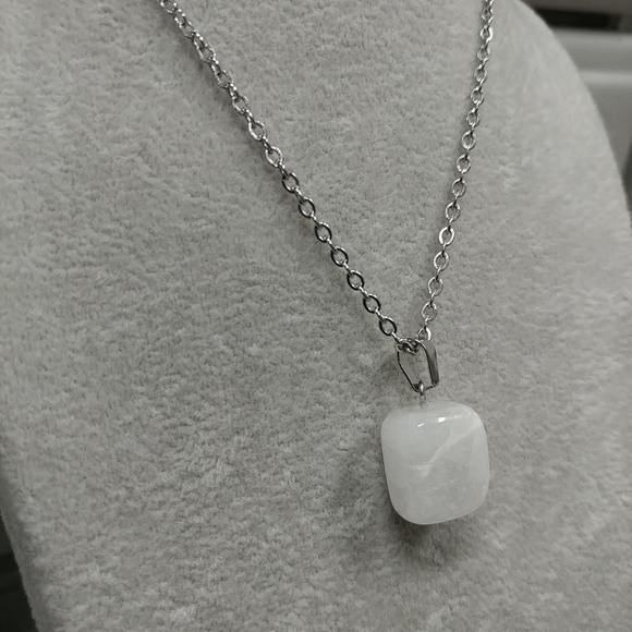 Natural Quartz Crystal Necklace Gemstone Pendant Stainless-Steel Chain 20" - Picture 6 of 17